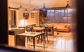 Black Stilt Retreat, Stunning Luxury Property